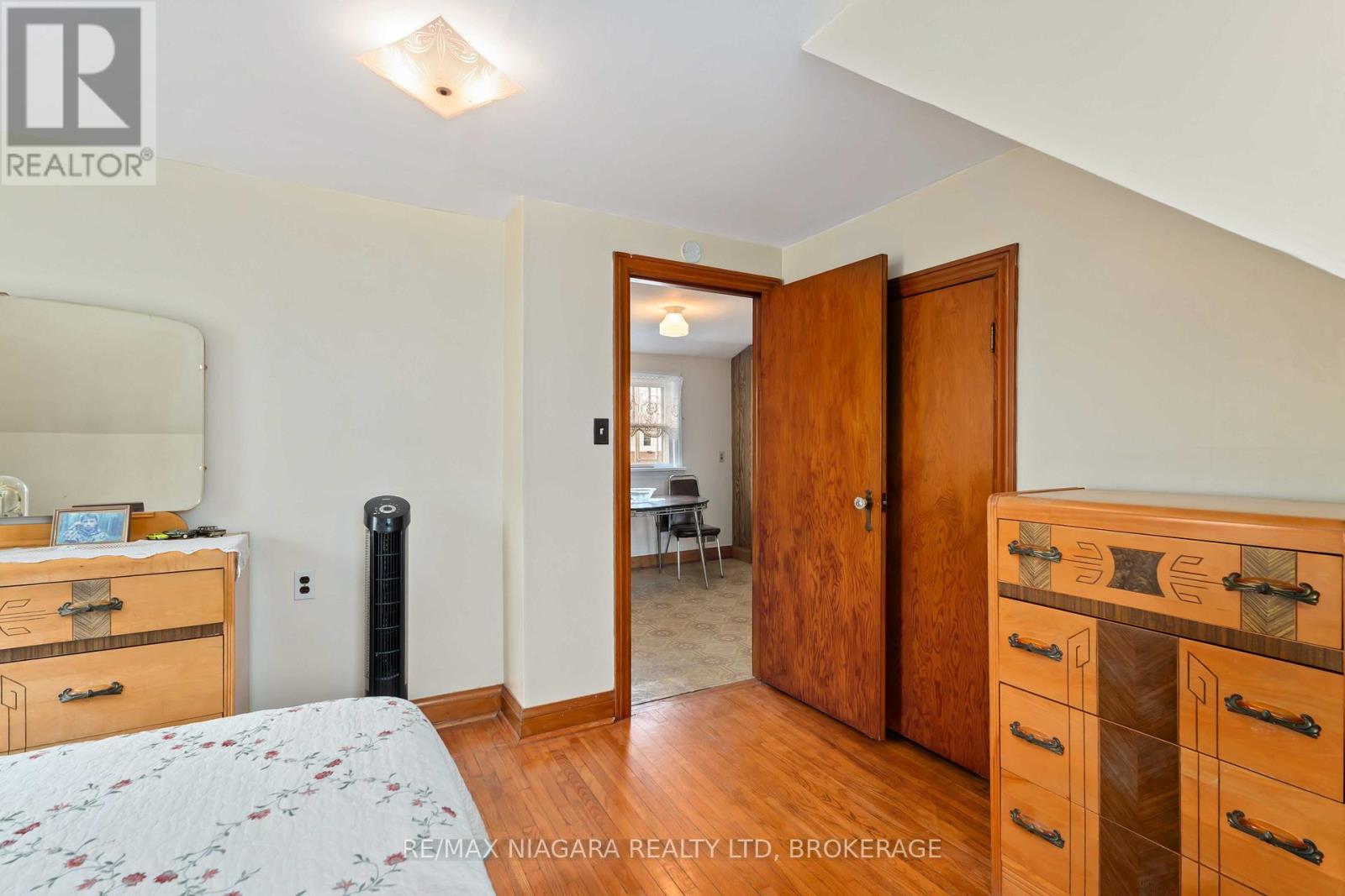 506 Harriet Street, Welland, Ontario  L3B 2J1 - Photo 23 - X12520424