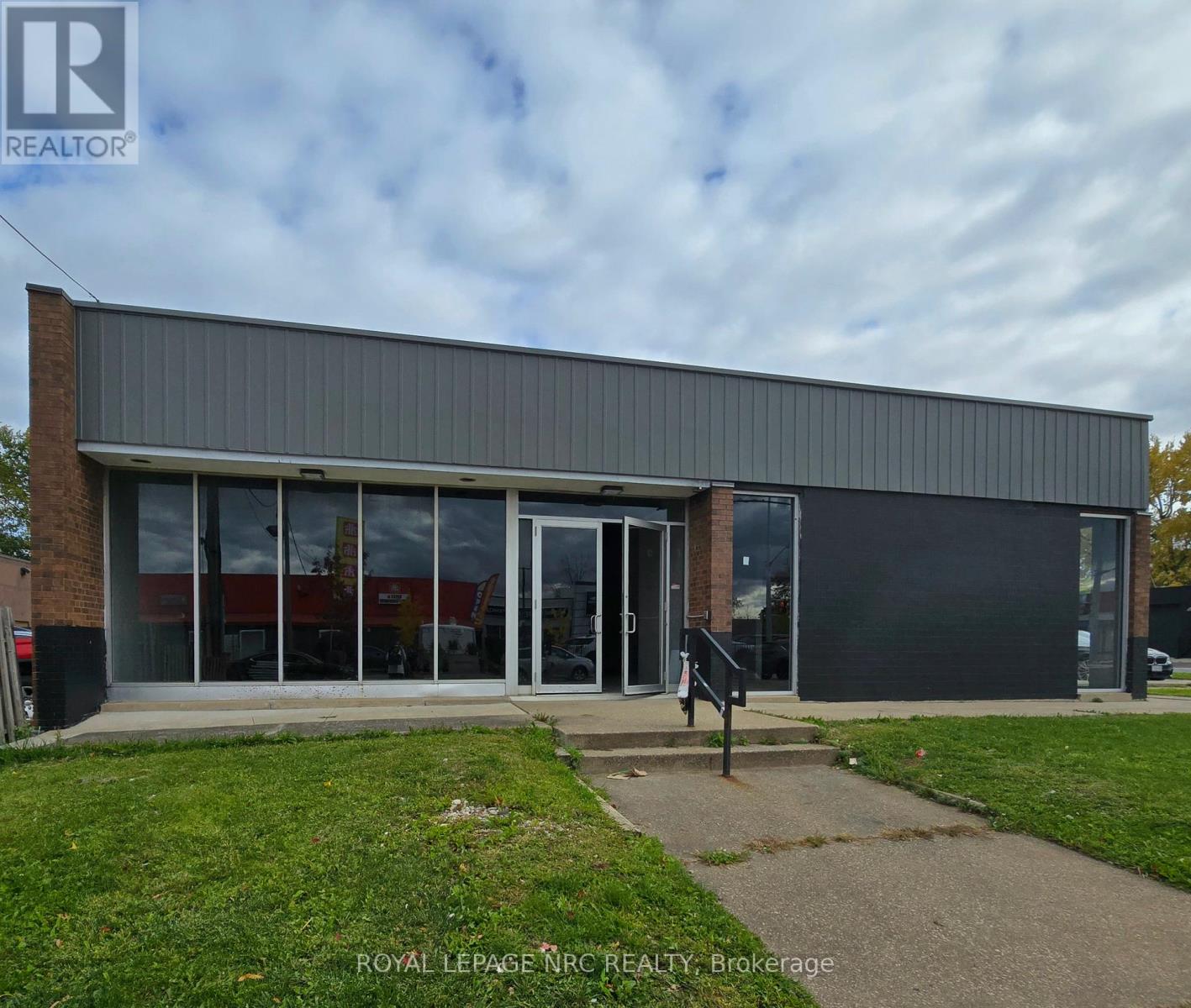 108 HARTZEL ROAD, St. Catharines, Ontario