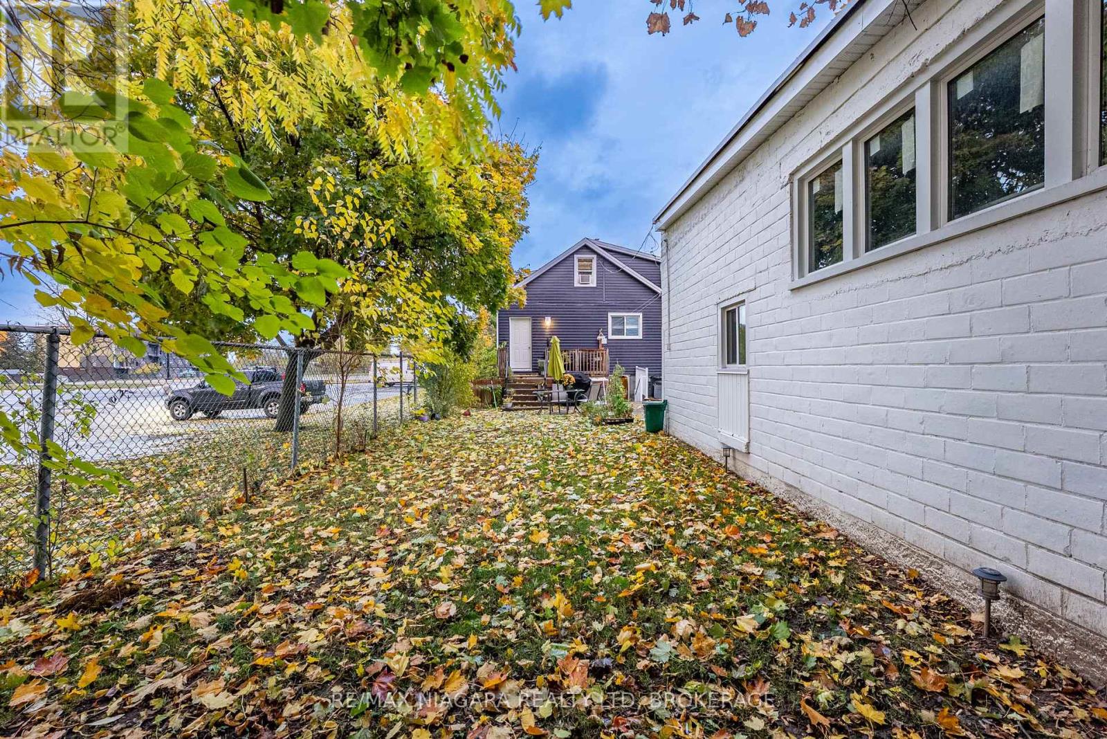 Upper - 39 Carleton Street N, Thorold, Ontario  L2V 2A6 - Photo 22 - X12521320