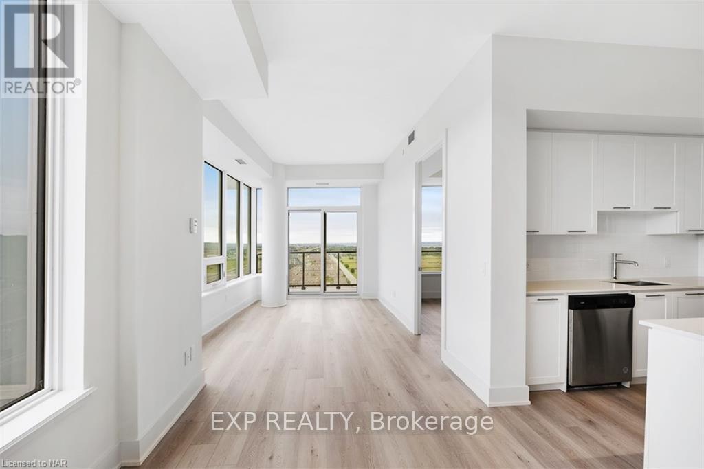 1802 - 385 Winston Road, Grimsby, Ontario  L3M 4E8 - Photo 7 - X12522716