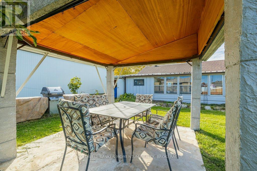 165 East West Line, Niagara-On-The-Lake, Ontario  L0S 1J0 - Photo 35 - X12523684