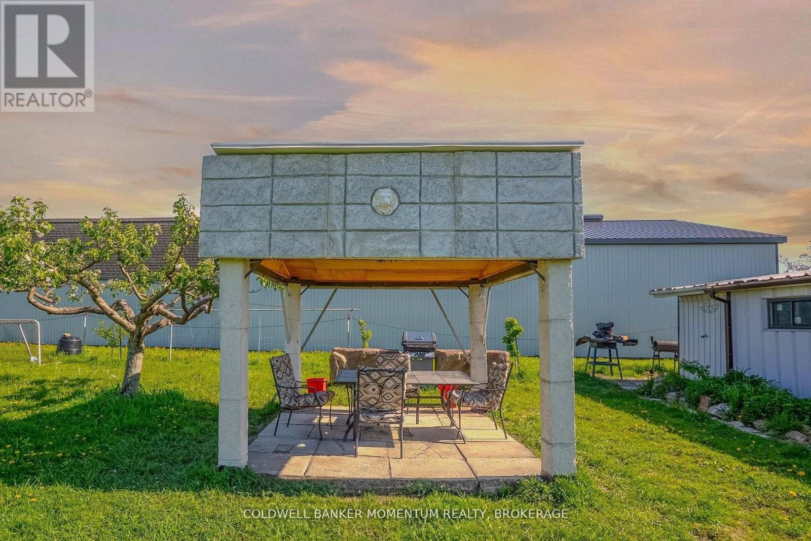 165 East West Line, Niagara-On-The-Lake, Ontario  L0S 1J0 - Photo 36 - X12523684