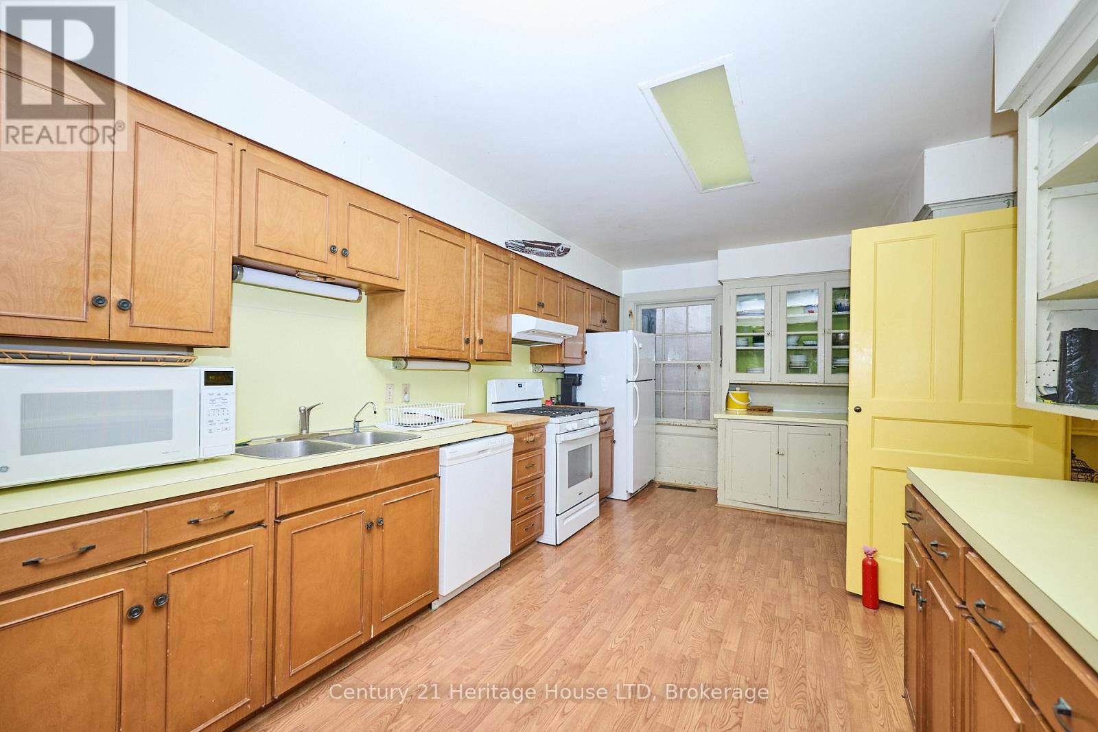 1033 Firelane 1 Road, Port Colborne, Ontario  L3K 5V3 - Photo 18 - X12523836