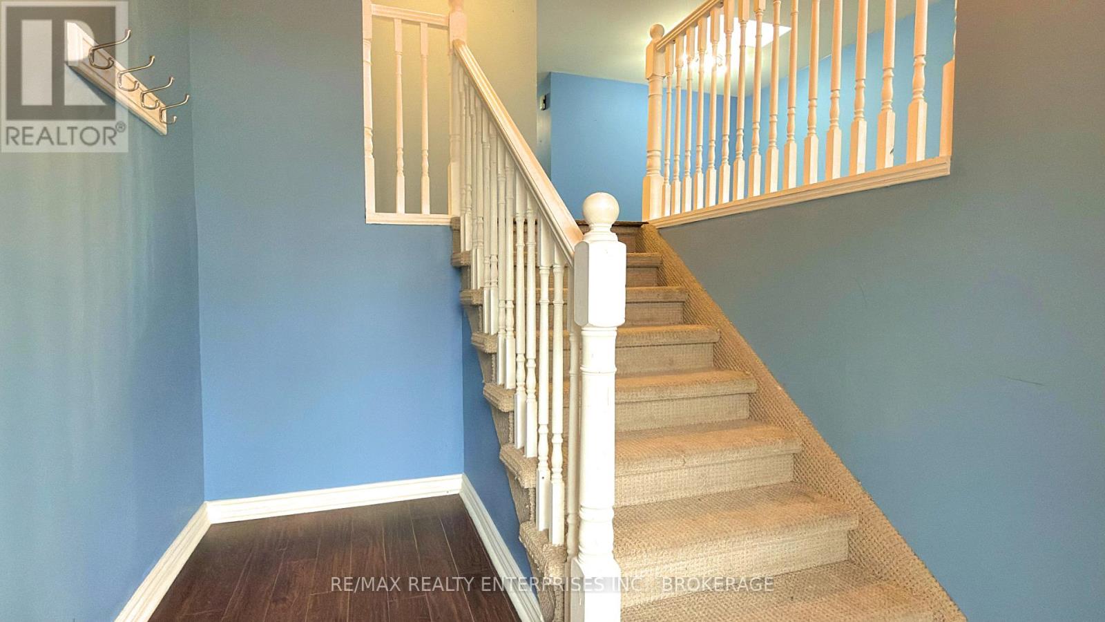 22 Ravine Road, St. Catharines, Ontario  L2P 3A7 - Photo 2 - X12524210