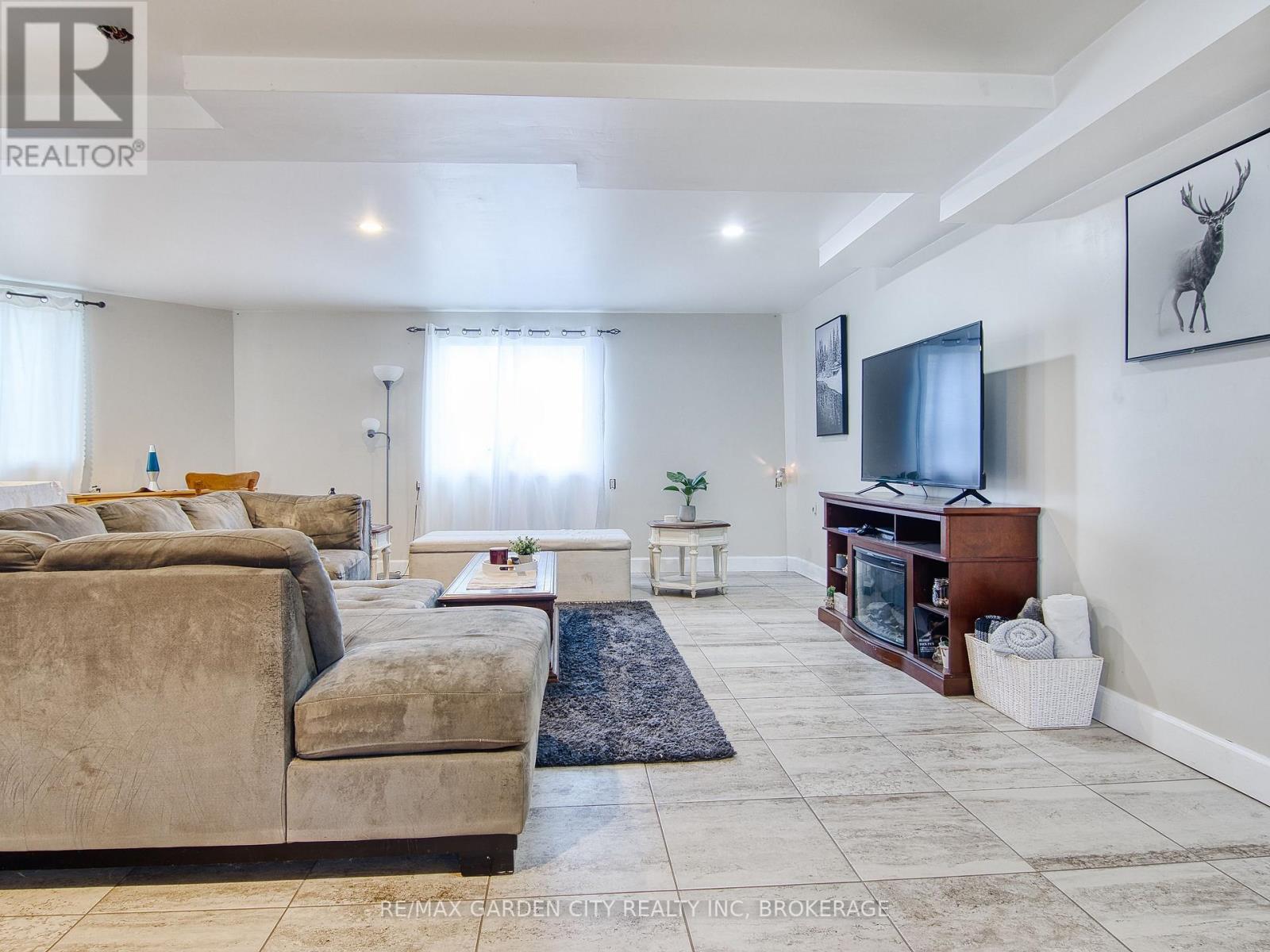 Basement - 33260 Pettit Road, Wainfleet, Ontario  L0S 1V0 - Photo 6 - X12524786