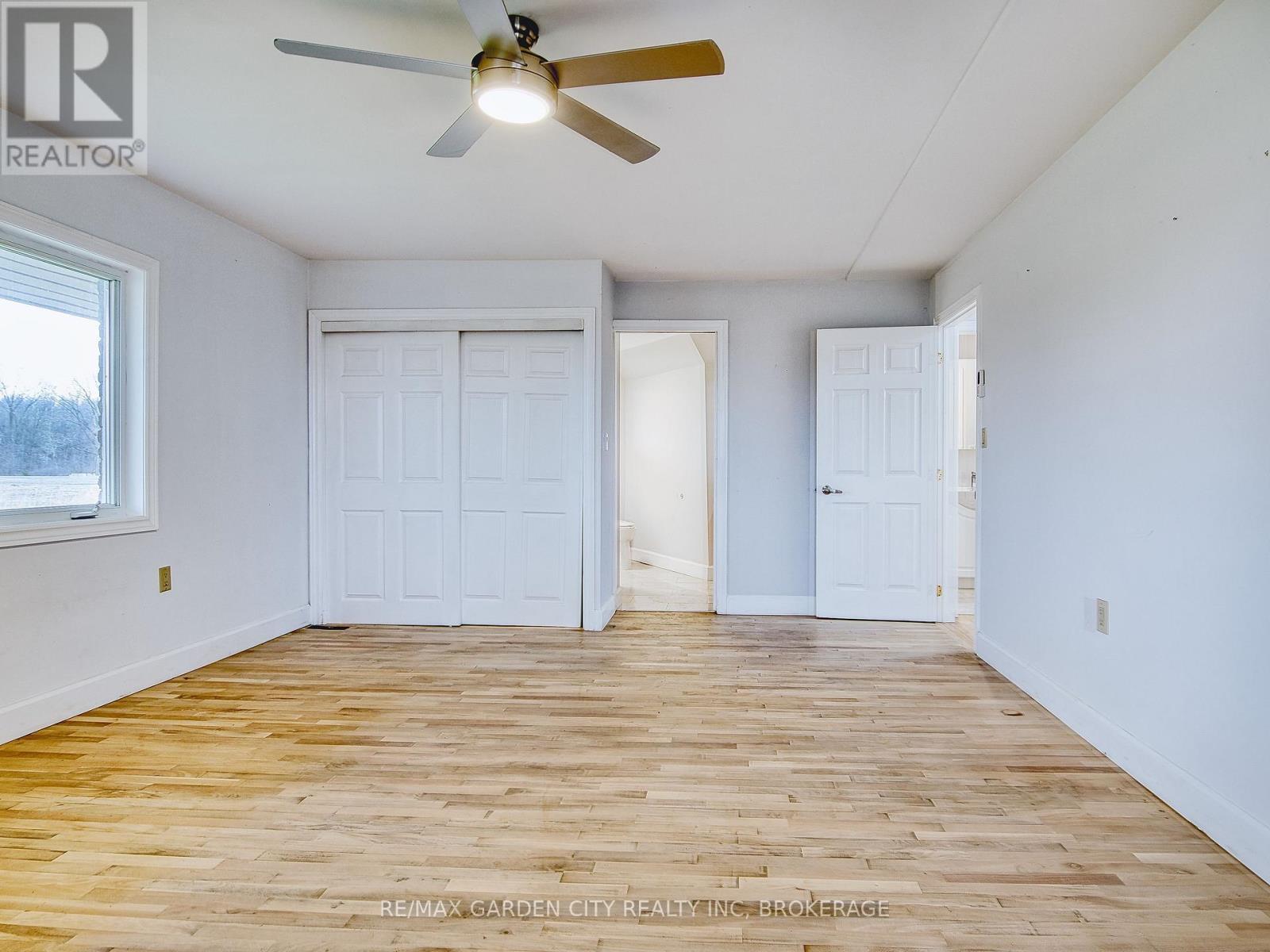 33260 Pettit Road, Wainfleet, Ontario  L0S 1V0 - Photo 16 - X12524788