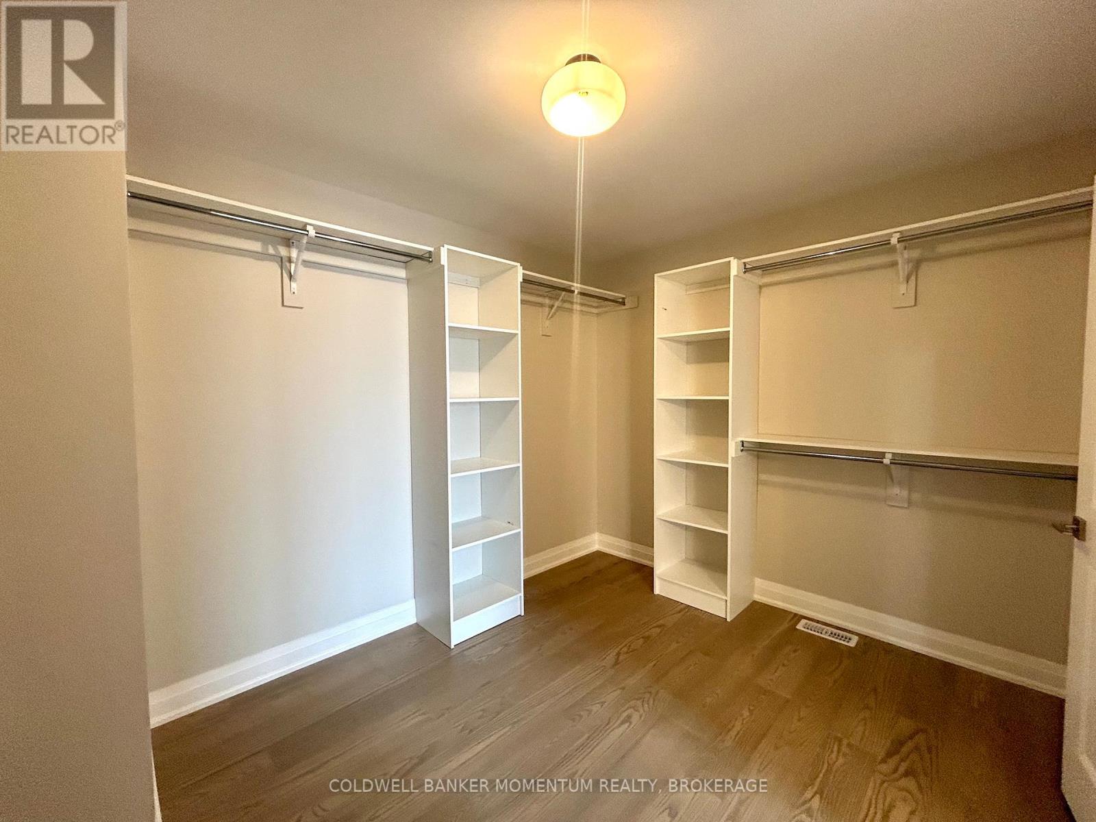 Upper - 5091 Bridge Street, Niagara Falls, Ontario  L2E 2S9 - Photo 22 - X12525276