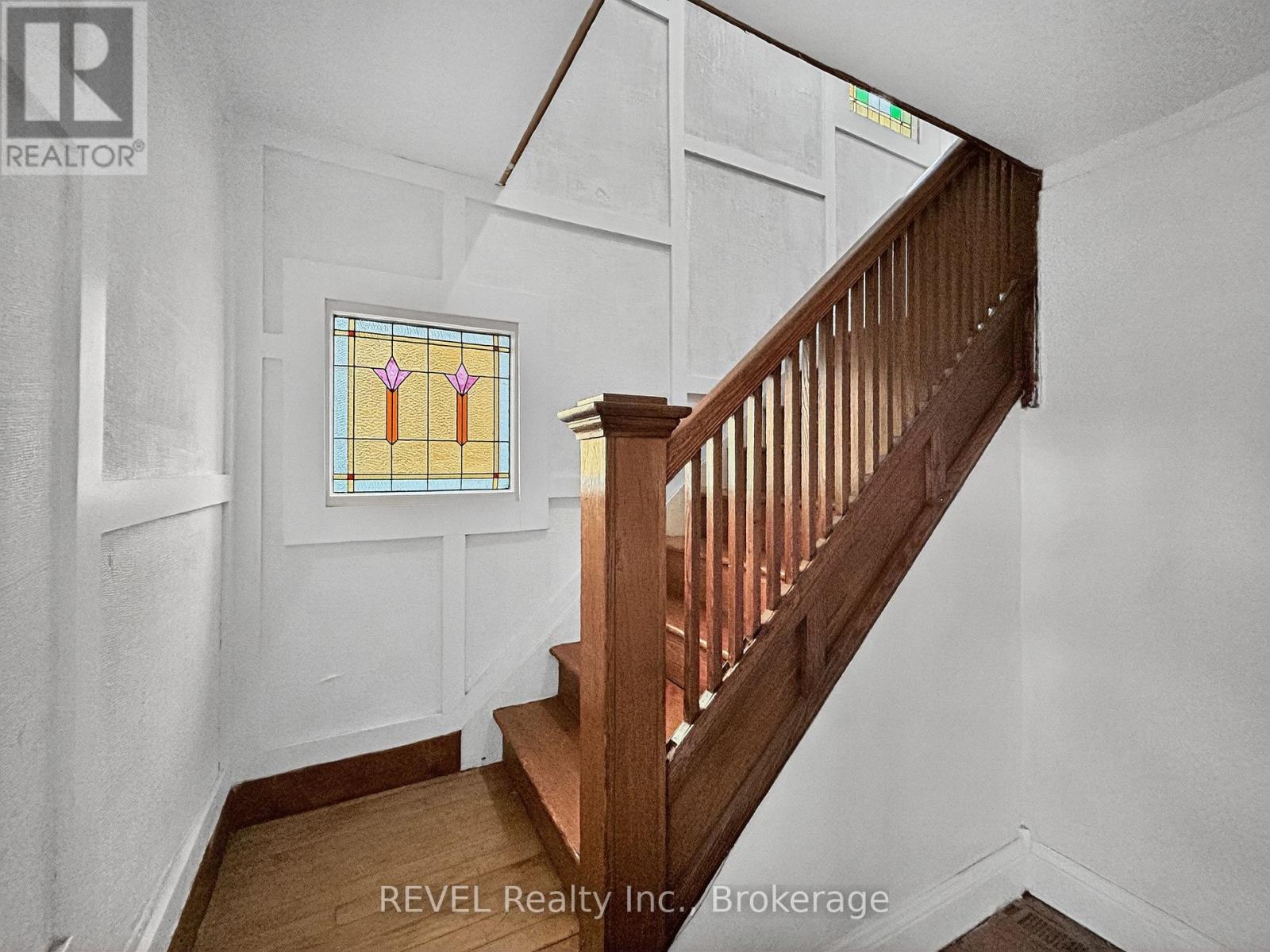 303 Merritt Street, St. Catharines, Ontario  L2T 1K1 - Photo 15 - X12525404