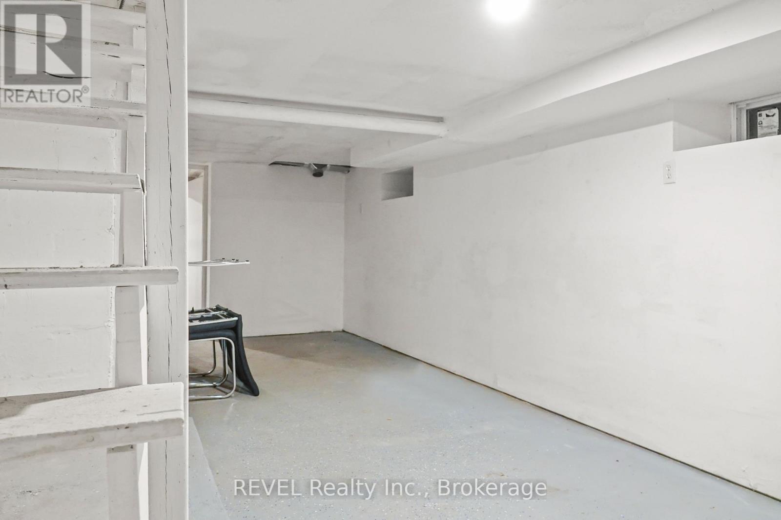 303 Merritt Street, St. Catharines, Ontario  L2T 1K1 - Photo 24 - X12525404