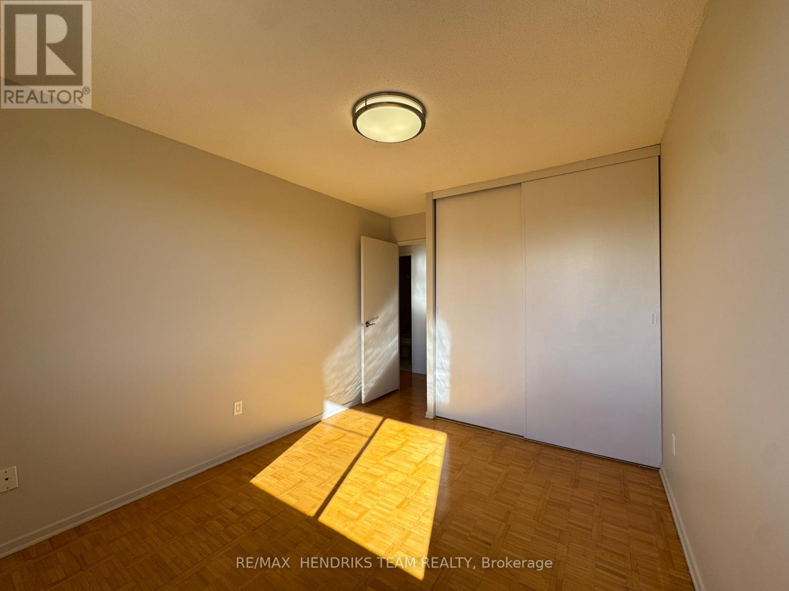 802 - 64 Windward Street, St. Catharines, Ontario  L2M 4H3 - Photo 10 - X12525576