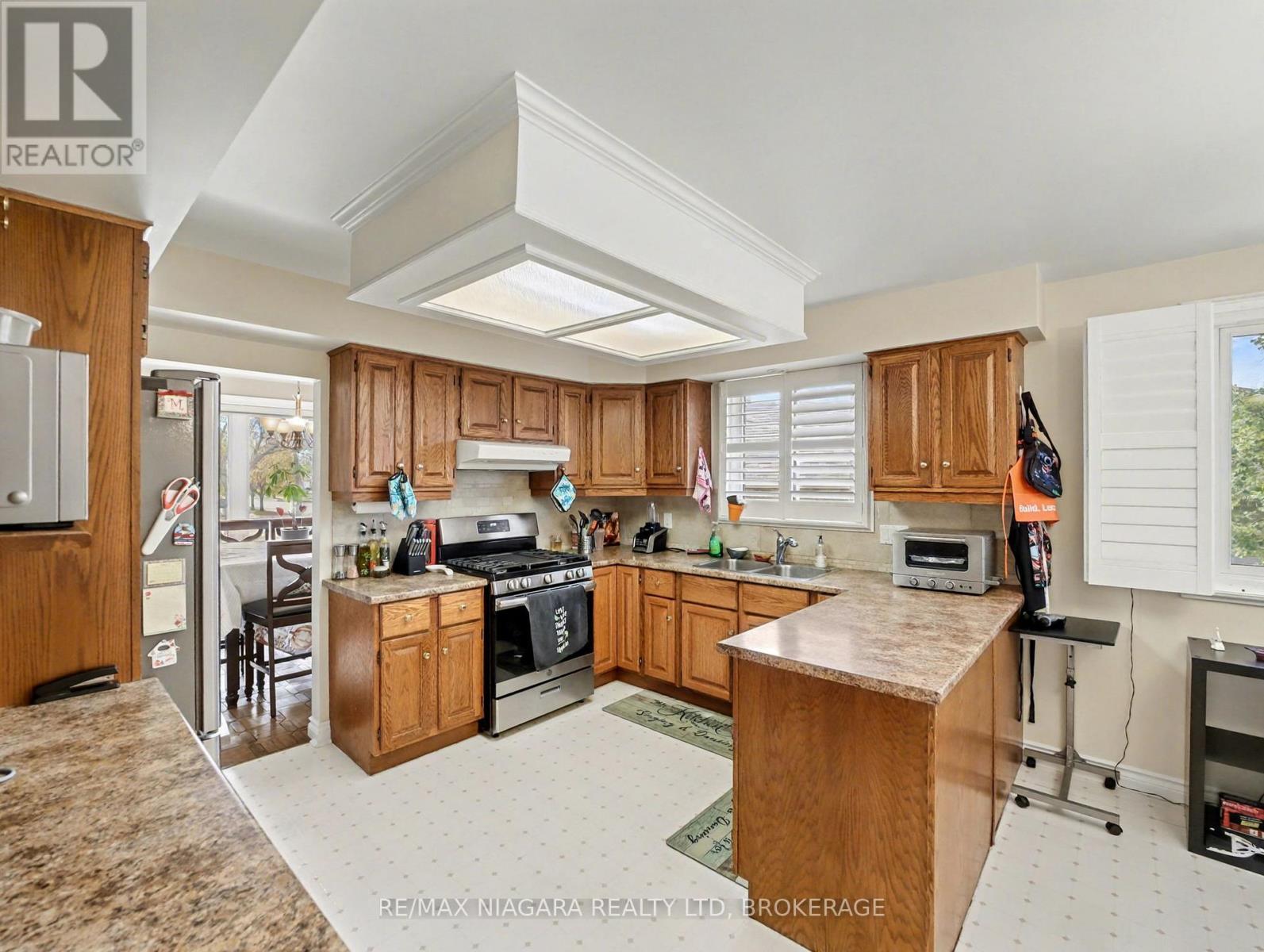 6753 Buckingham Drive, Niagara Falls, Ontario  L2H 2S2 - Photo 15 - X12525590