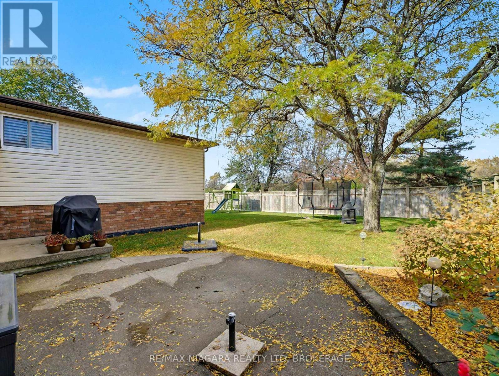 6753 Buckingham Drive, Niagara Falls, Ontario  L2H 2S2 - Photo 38 - X12525590