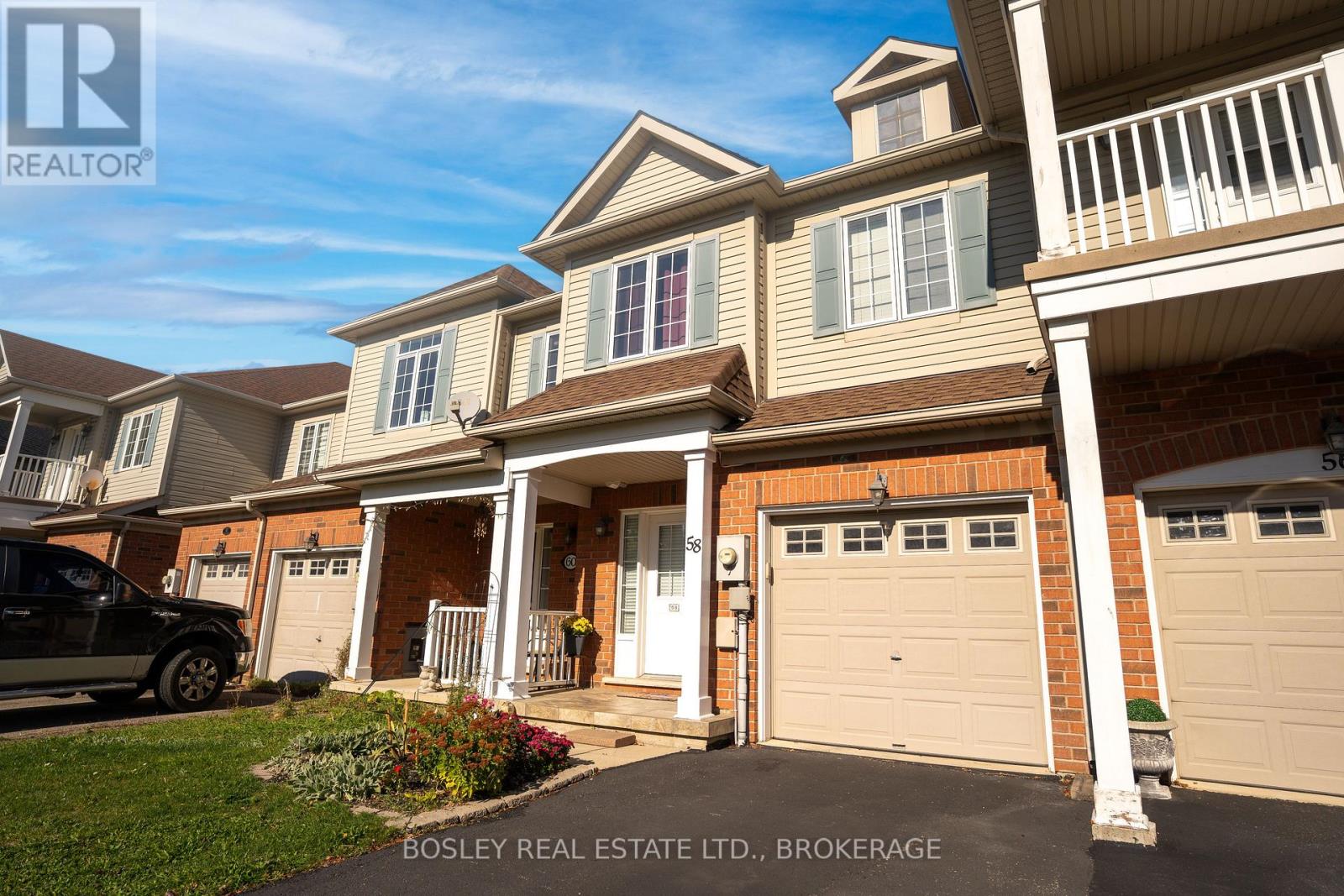 58 Chloe Street, St. Catharines, Ontario  L2P 0A5 - Photo 3 - X12528624