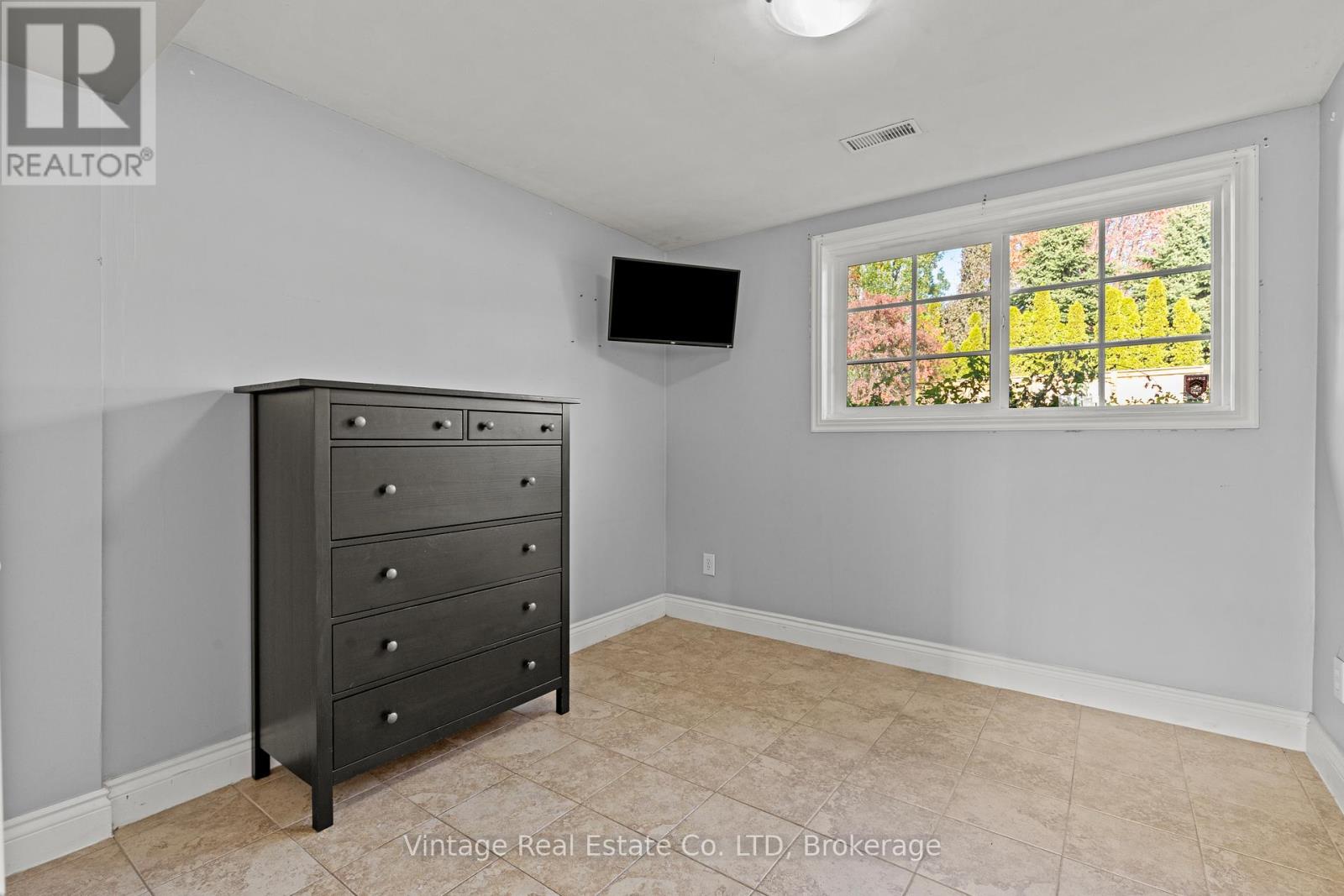 1841 Sunset Lane, St. Catharines, Ontario  L2R 6P9 - Photo 21 - X12529016