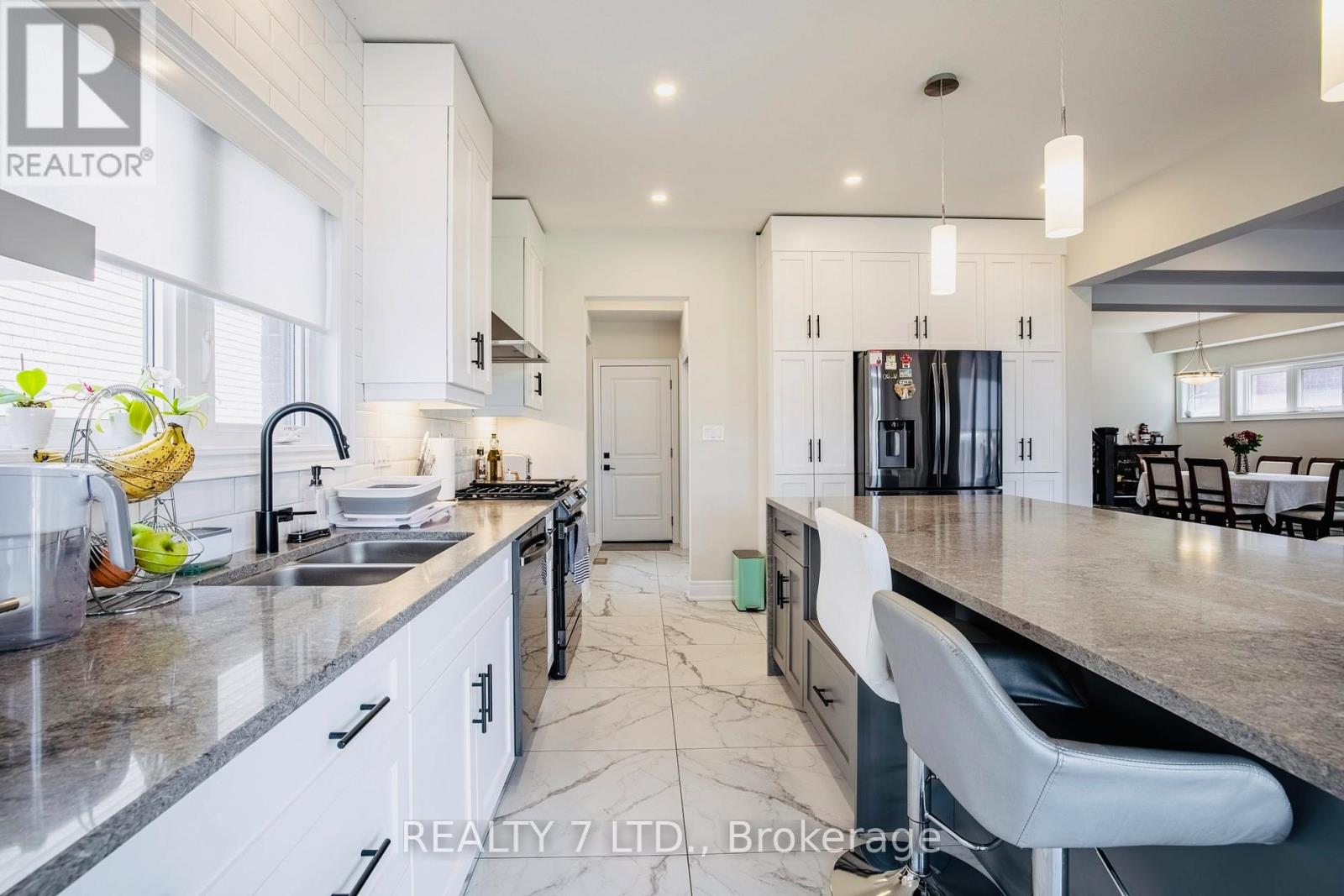 128 Susan Drive, Pelham, Ontario  L0S 1E6 - Photo 15 - X12530328