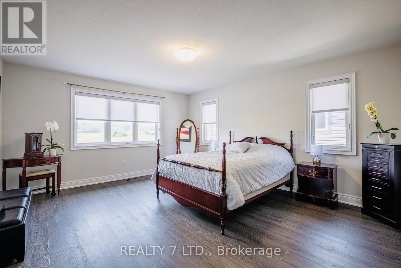 128 Susan Drive, Pelham, Ontario  L0S 1E6 - Photo 21 - X12530328