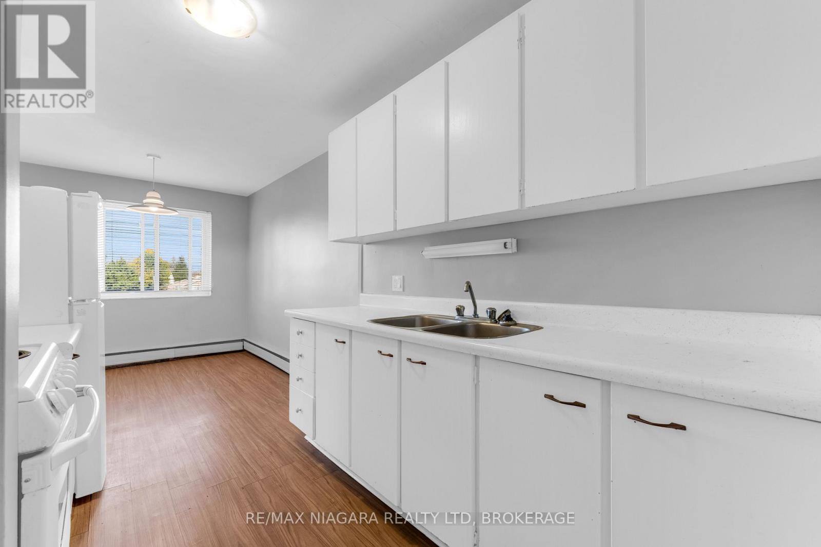 29 - 456 Carlton Street, St. Catharines, Ontario  L2M 4X1 - Photo 6 - X12532056