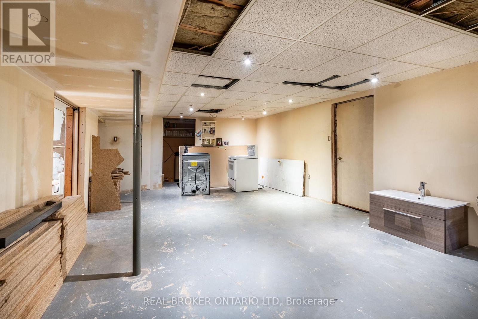 5712 Sunnylea Crescent, Niagara Falls, Ontario  L2G 2R9 - Photo 26 - X12532116