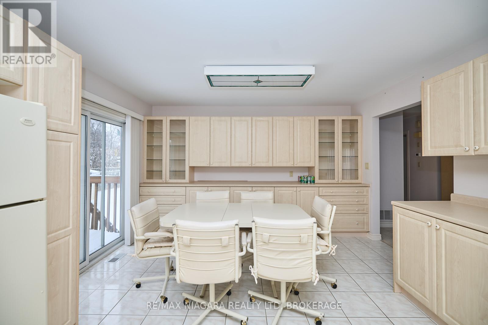 6869 Imperial Court, Niagara Falls, Ontario  L2G 7W9 - Photo 8 - X12532200