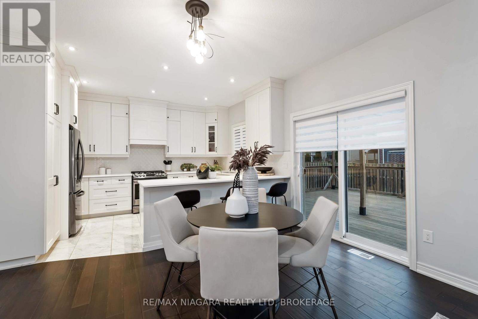 132 Lametti Drive, Pelham, Ontario  L0S 1E6 - Photo 10 - X12532268