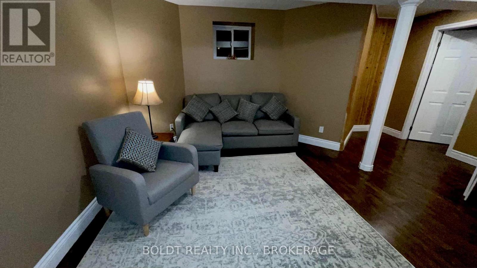 8084 Windsong Drive, Niagara Falls, Ontario  L2H 3M4 - Photo 2 - X12532606