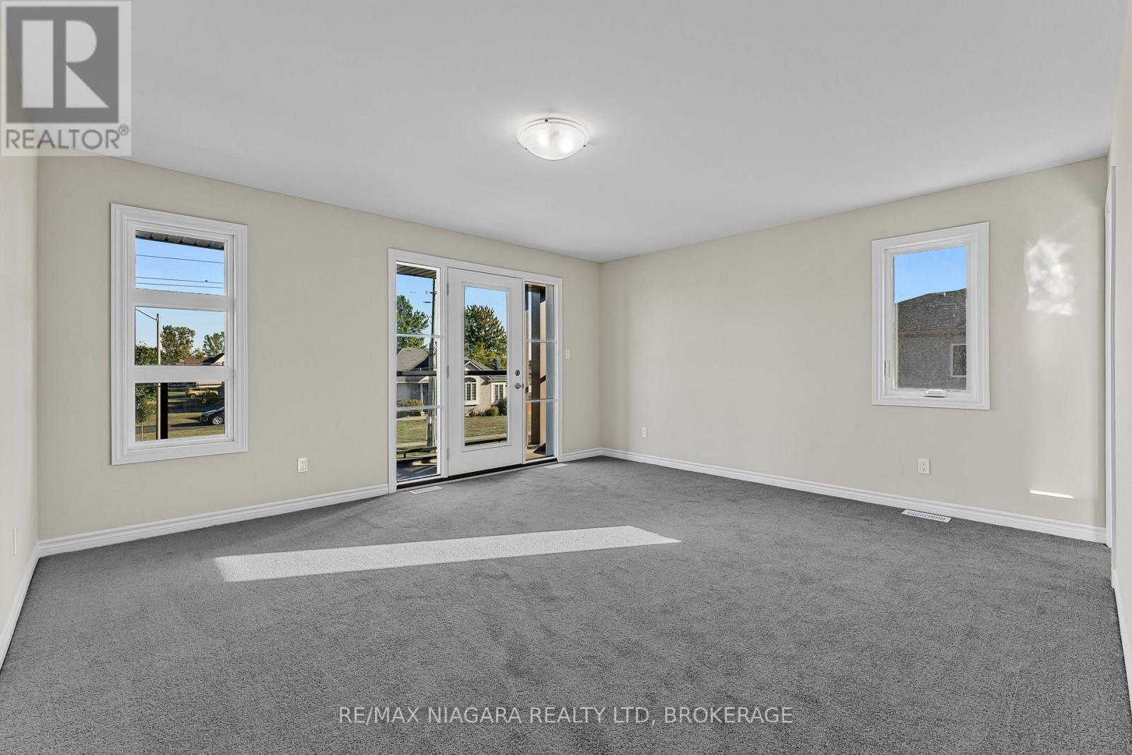 3219 Dominion Road, Fort Erie, Ontario  L0S 1N0 - Photo 20 - X12532692