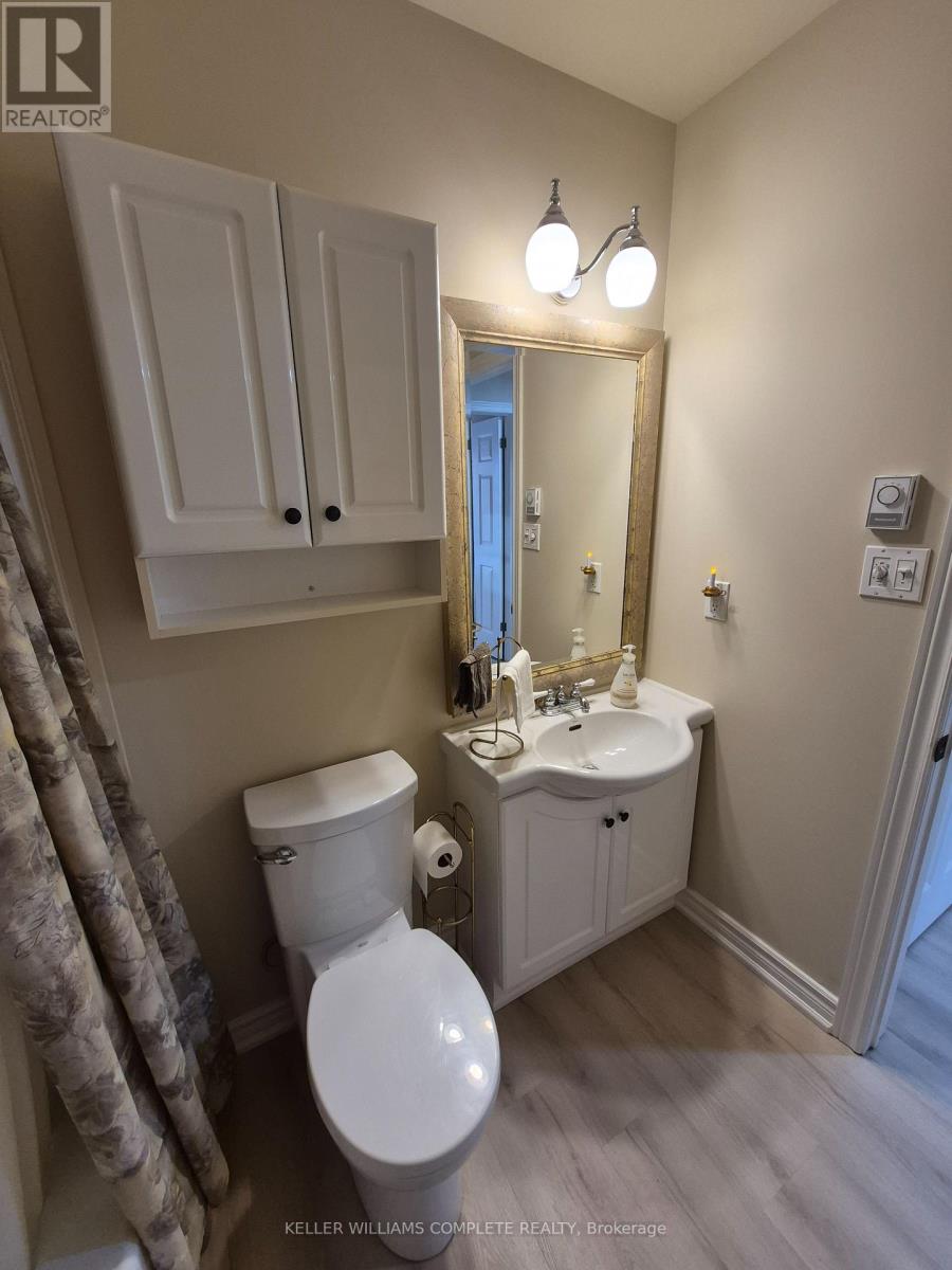 4 - 226 Vansickle Road, St. Catharines, Ontario  L2S 2S7 - Photo 11 - X12533162