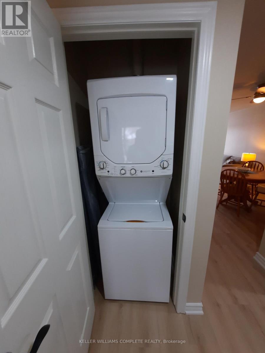 4 - 226 Vansickle Road, St. Catharines, Ontario  L2S 2S7 - Photo 9 - X12533162