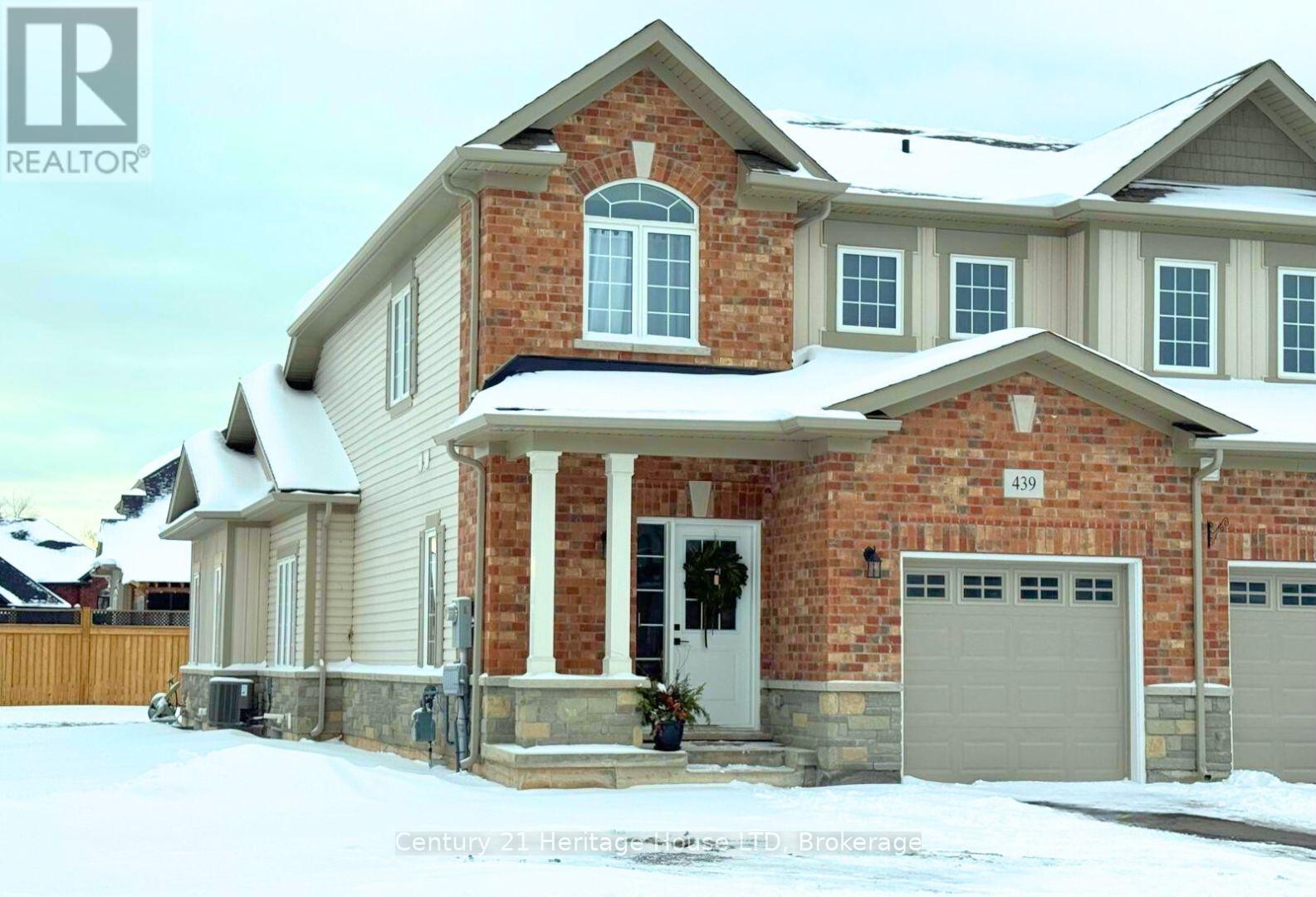 Lower - 439 Viking Street, Fort Erie, Ontario  L2A 0E8 - Photo 2 - X12533964