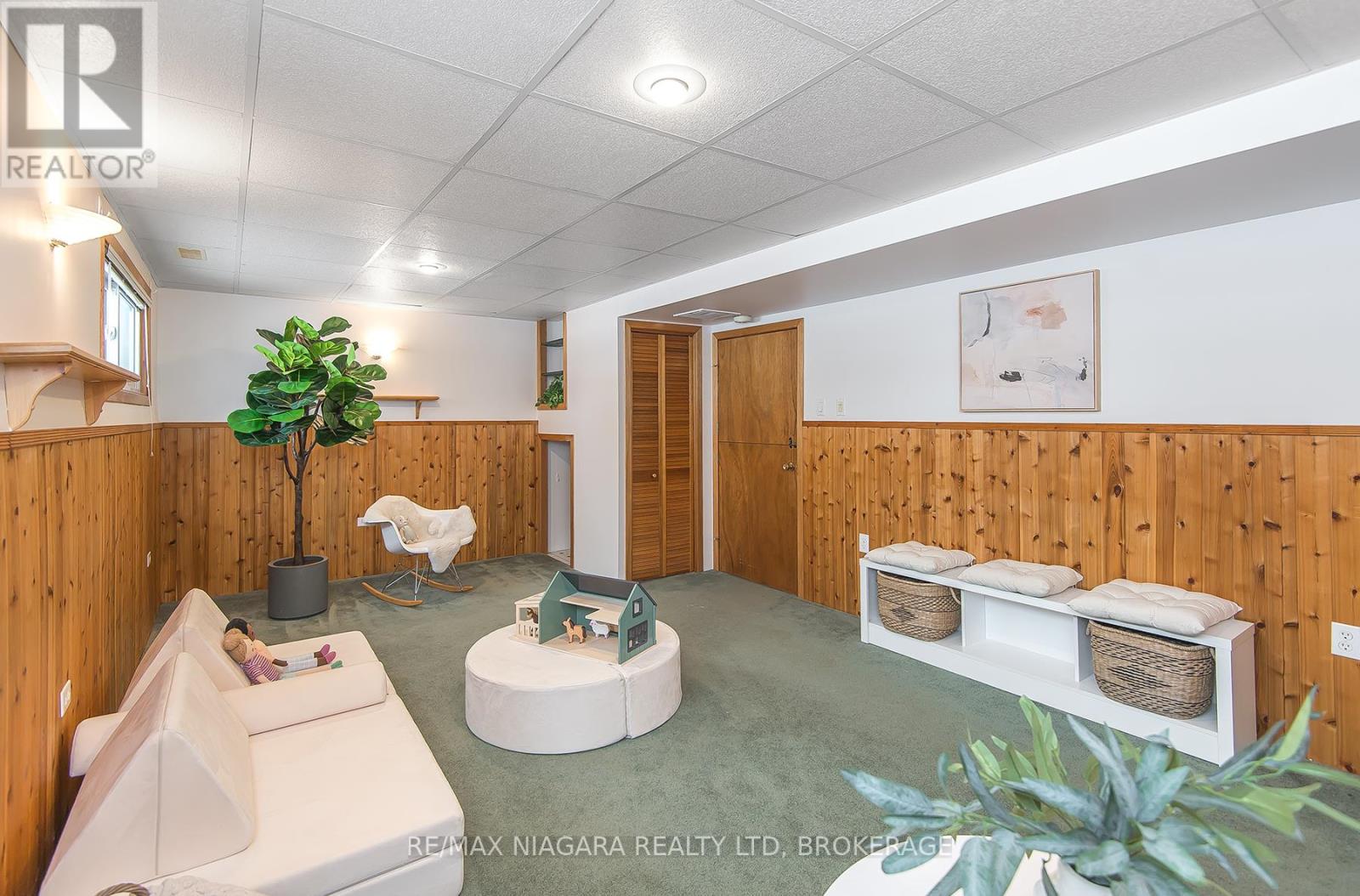 96 Watt Avenue, Welland, Ontario  L3B 1J4 - Photo 34 - X12535060