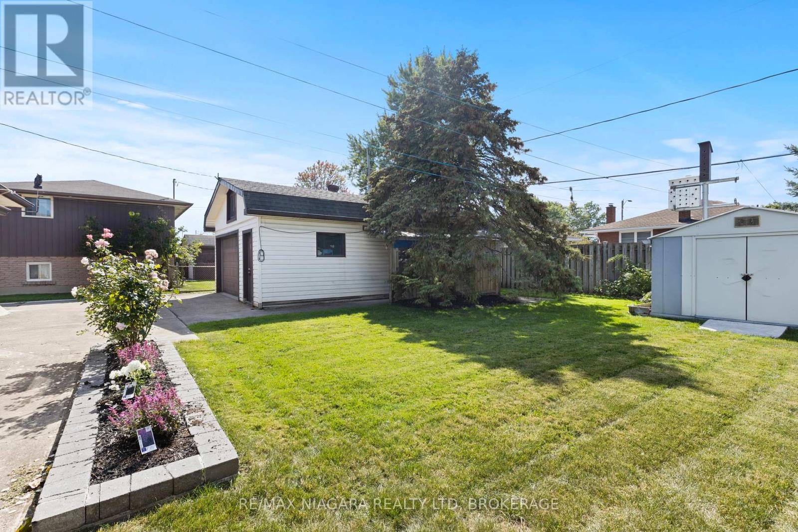 96 Watt Avenue, Welland, Ontario  L3B 1J4 - Photo 41 - X12535060