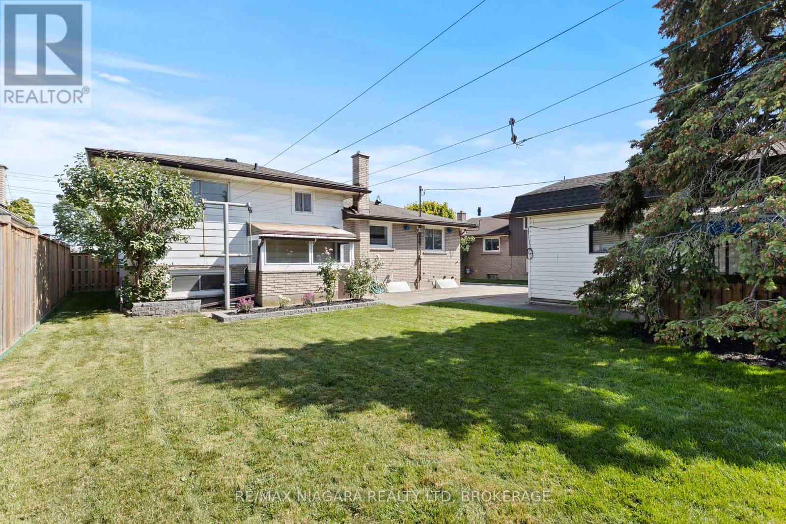 96 Watt Avenue, Welland, Ontario  L3B 1J4 - Photo 42 - X12535060