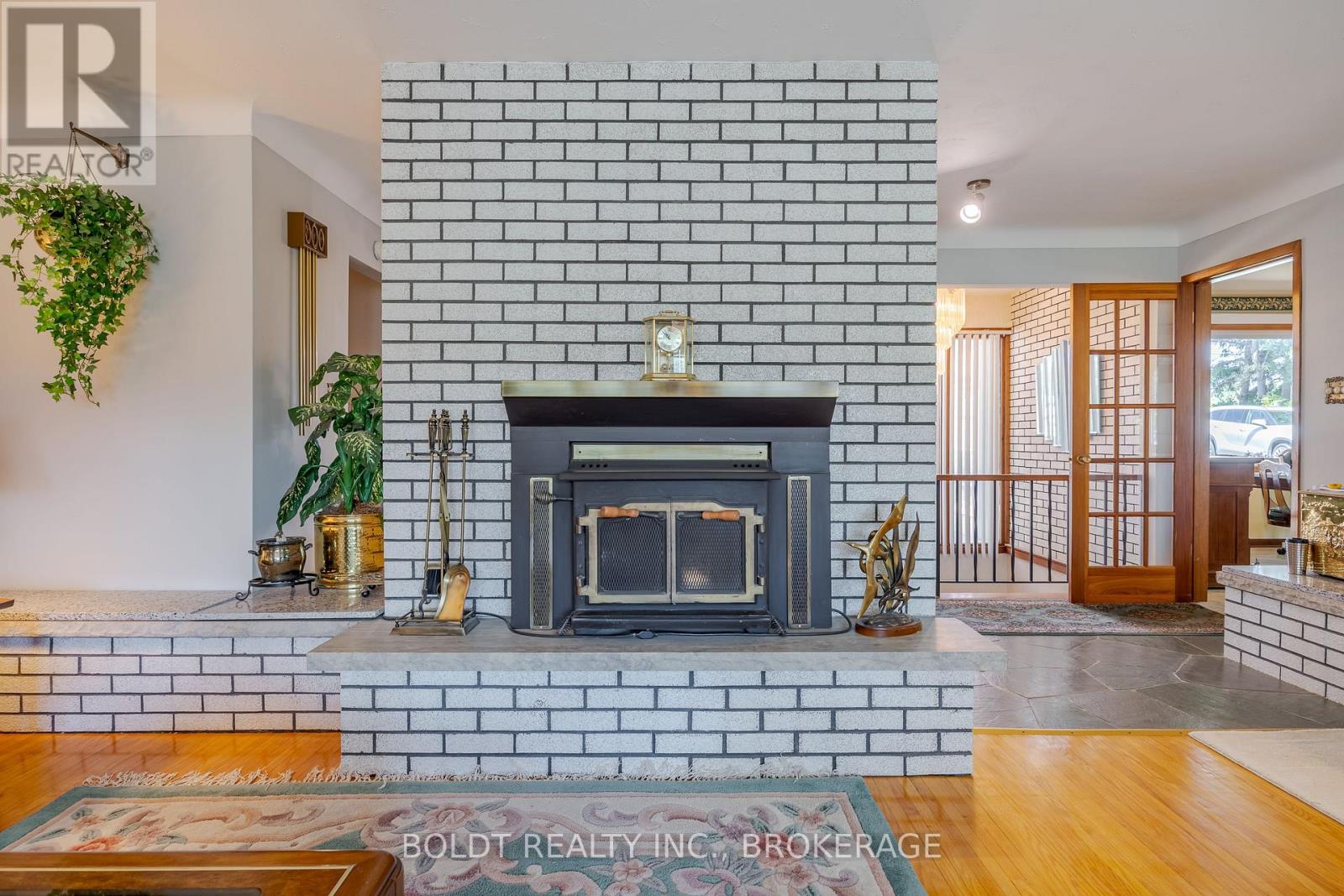 2010 Hansler Street, Pelham, Ontario  L0S 1M0 - Photo 13 - X12536914