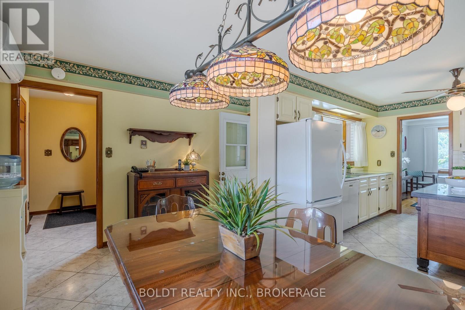 2010 Hansler Street, Pelham, Ontario  L0S 1M0 - Photo 22 - X12536914