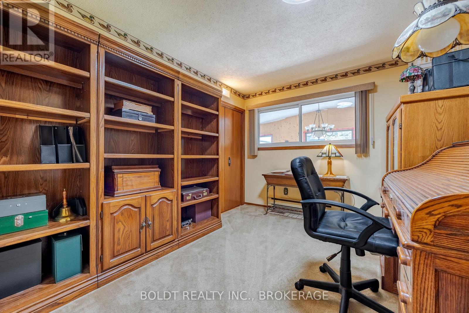 2010 Hansler Street, Pelham, Ontario  L0S 1M0 - Photo 26 - X12536914