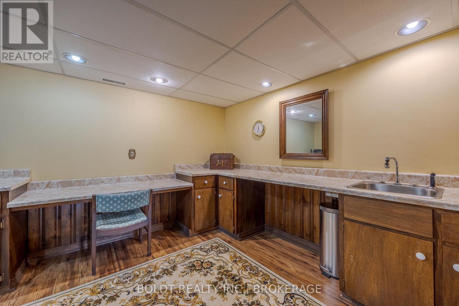 2010 Hansler Street, Pelham, Ontario  L0S 1M0 - Photo 34 - X12536914