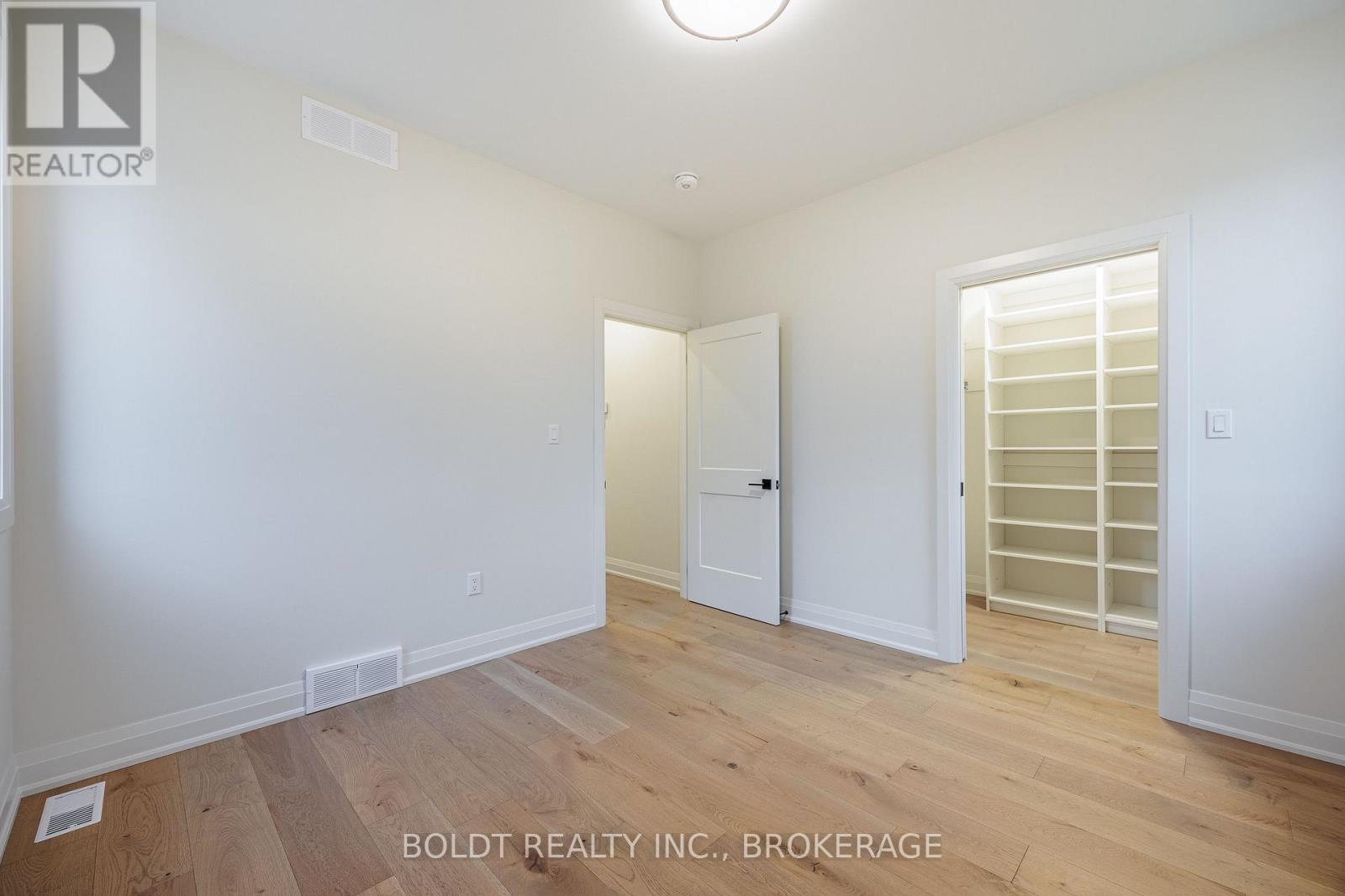 1051 Pelham Street, Pelham, Ontario  L3C 3E4 - Photo 17 - X12537040