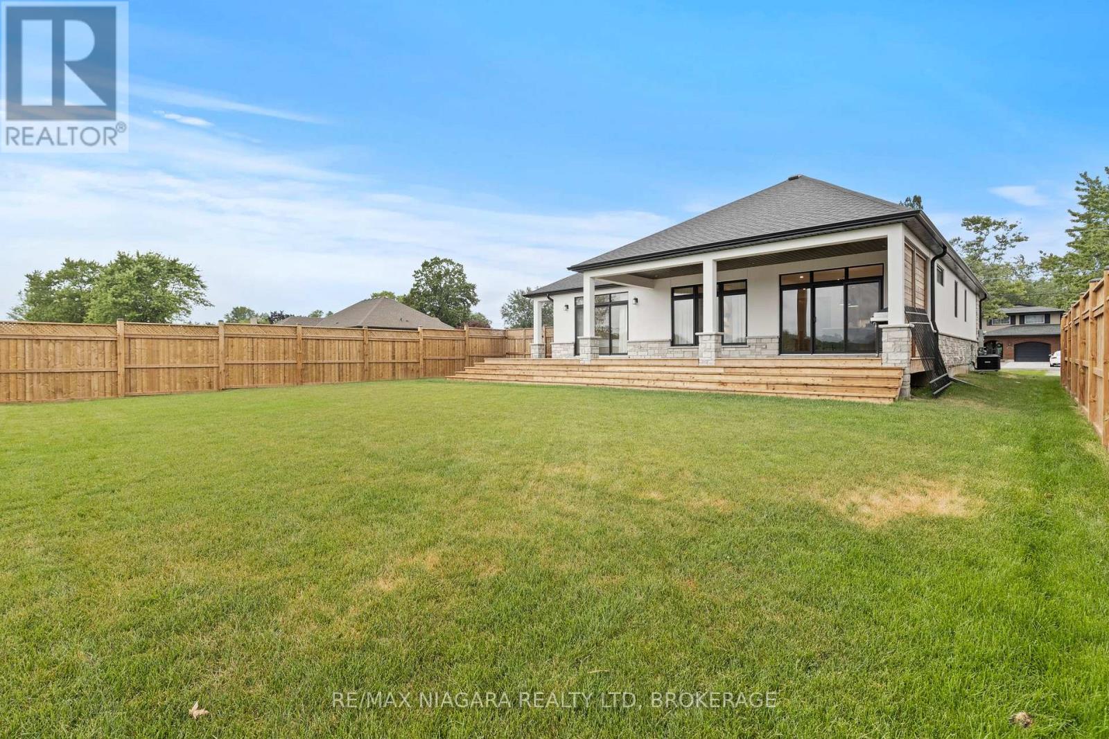 637 Buffalo Road, Fort Erie, Ontario  L2A 5G7 - Photo 37 - X12537566