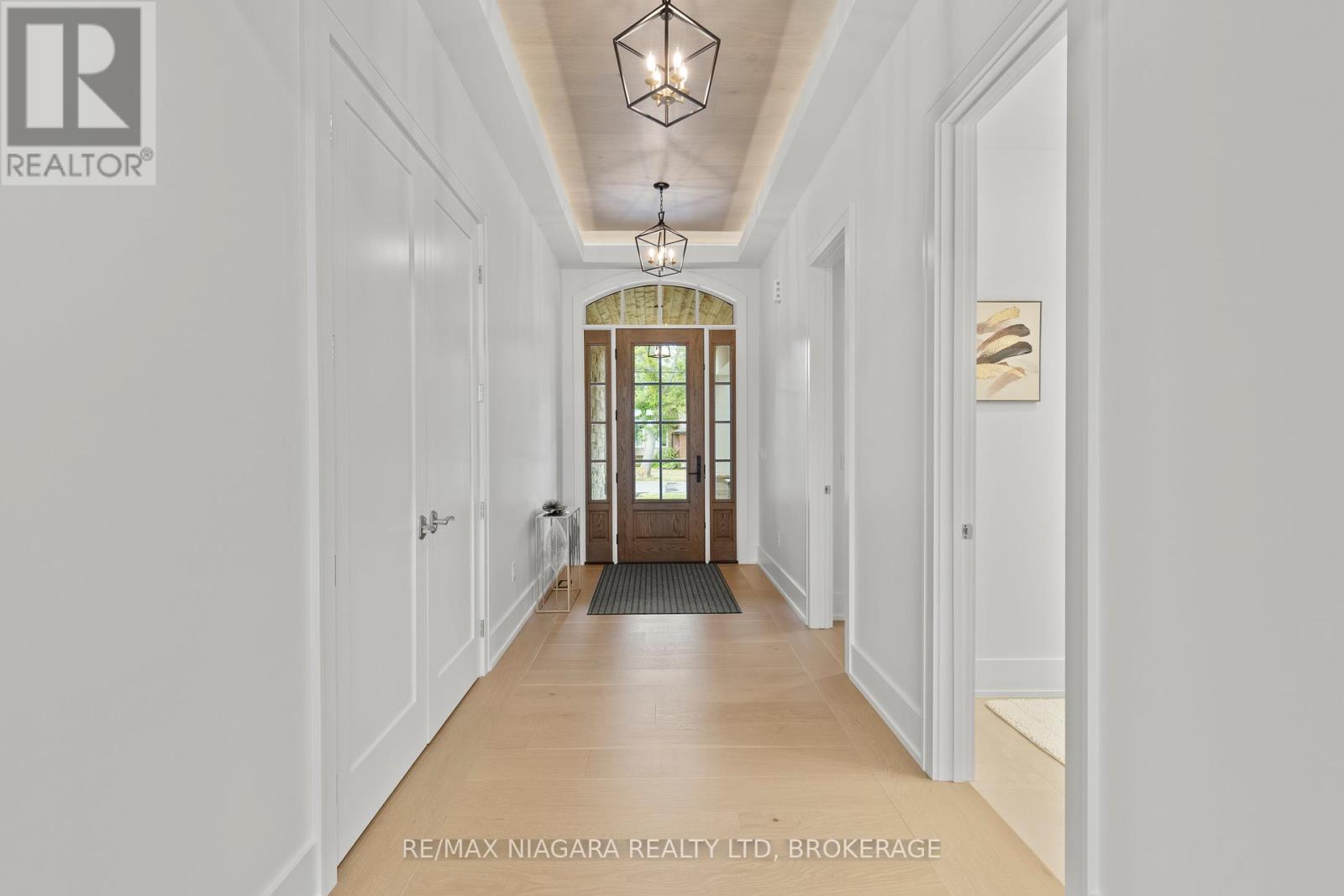 637 Buffalo Road, Fort Erie, Ontario  L2A 5G7 - Photo 7 - X12537566