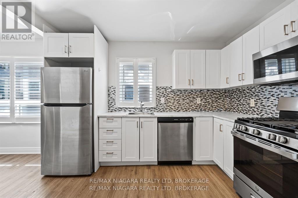 28 Fielden Avenue, Port Colborne, Ontario  L3K 4S9 - Photo 11 - X12537936