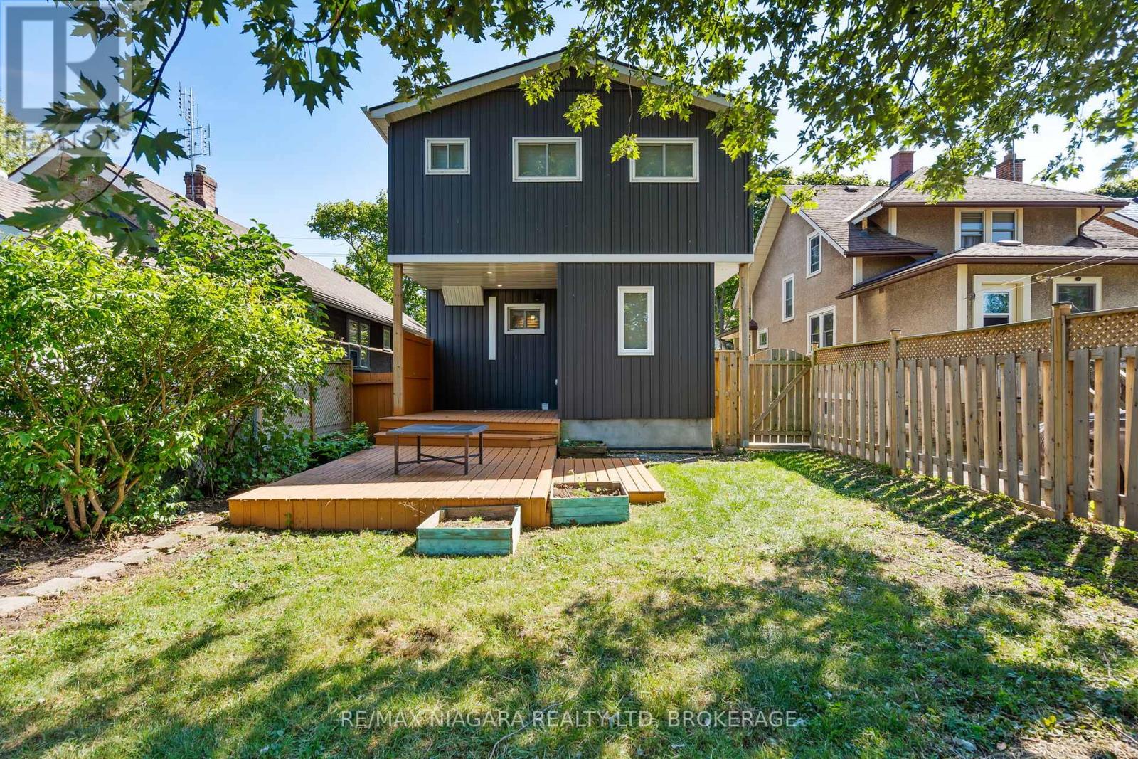 28 Fielden Avenue, Port Colborne, Ontario  L3K 4S9 - Photo 21 - X12537936