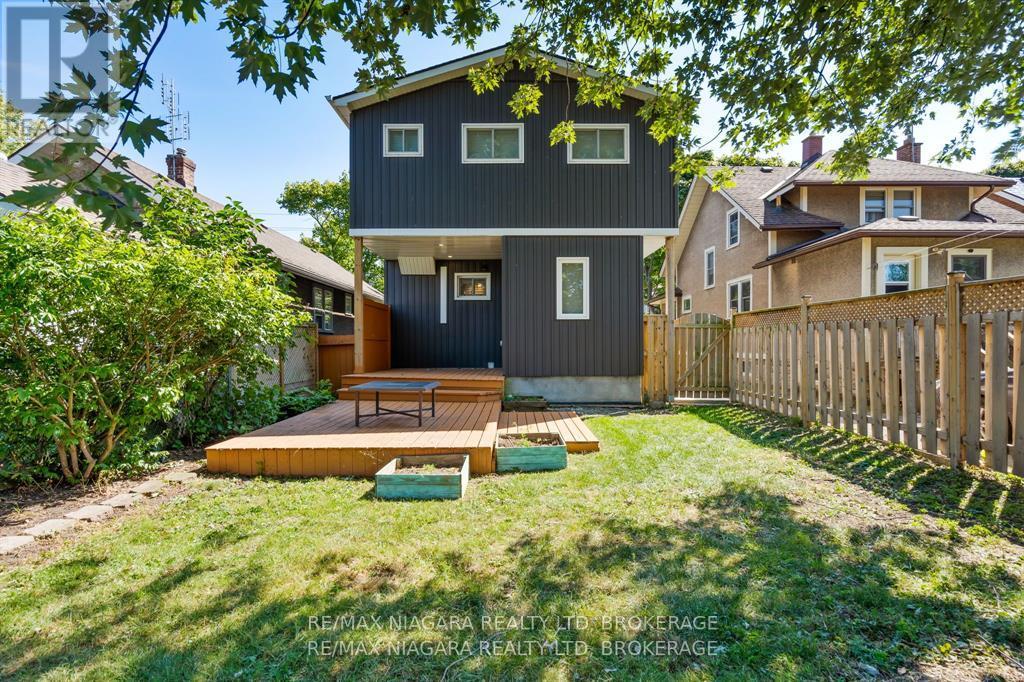 28 Fielden Avenue, Port Colborne, Ontario  L3K 4S9 - Photo 25 - X12537936