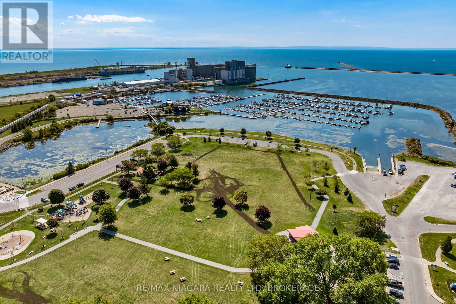 28 Fielden Avenue, Port Colborne, Ontario  L3K 4S9 - Photo 4 - X12537936