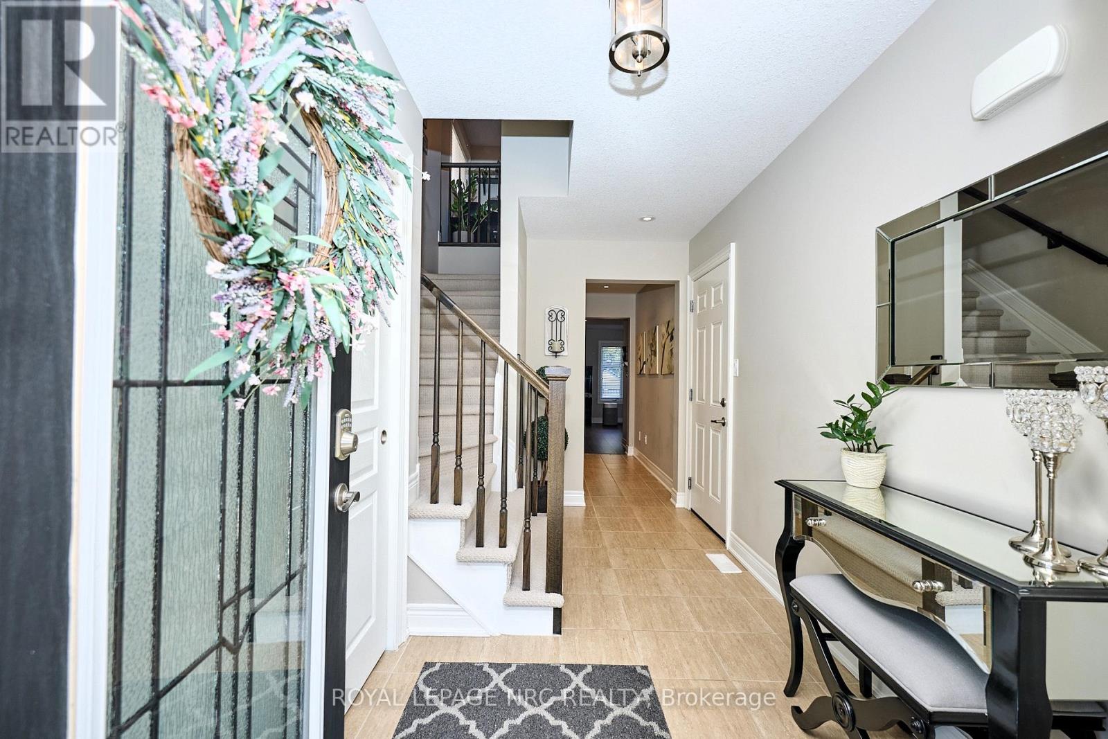 118 Roselawn Crescent, Welland, Ontario  L3C 0C4 - Photo 9 - X12538128