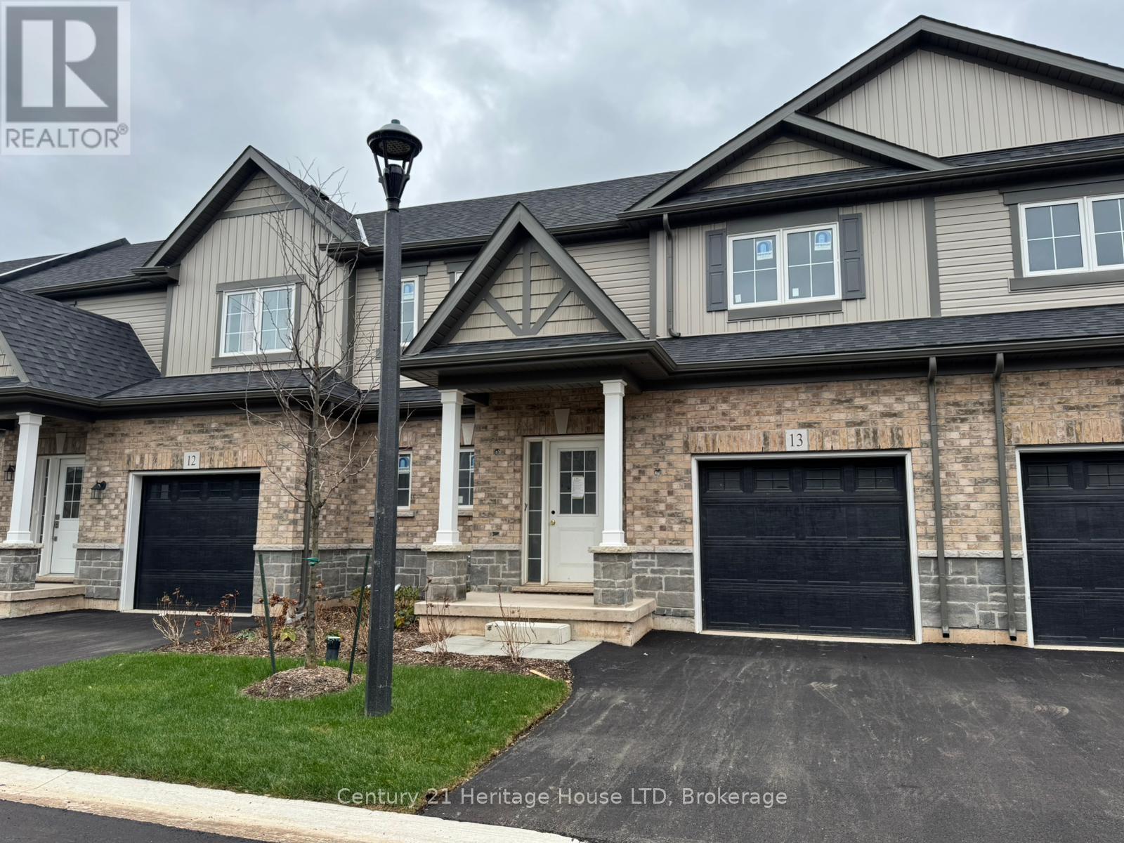 18 - 397 Garrison Road, Fort Erie, Ontario  L2A 1N1 - Photo 3 - X12538504