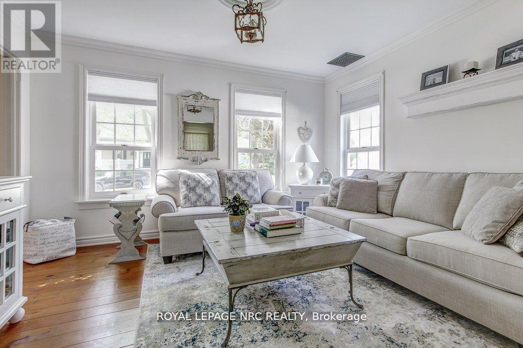 20 Dumfries Street, Niagara-On-The-Lake, Ontario  L0S 1J0 - Photo 6 - X12540954