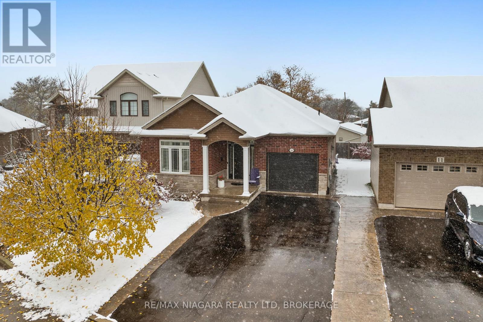 13 Corbin Street, St. Catharines, Ontario  L2P 0C2 - Photo 40 - X12541164