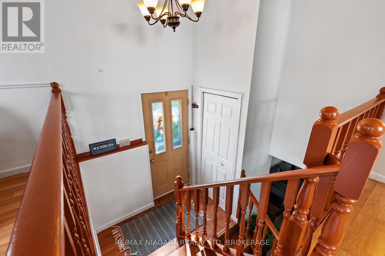 343 Helen Street, Fort Erie, Ontario  L0S 1B0 - Photo 15 - X12541518