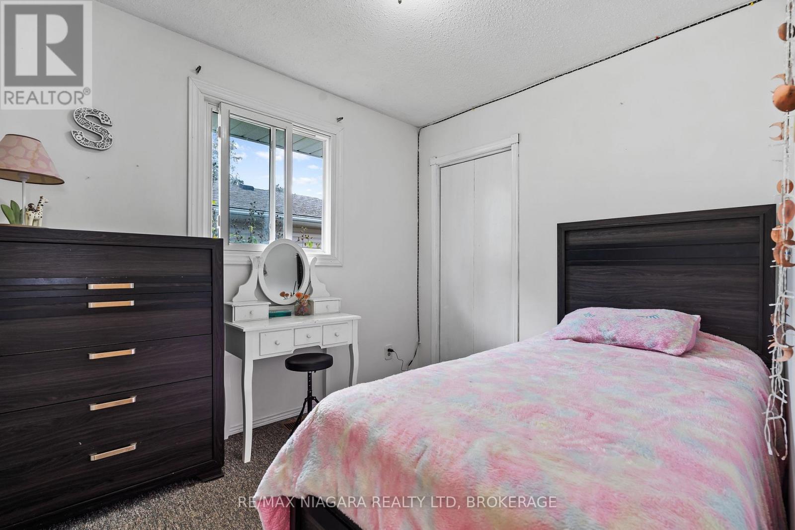 343 Helen Street, Fort Erie, Ontario  L0S 1B0 - Photo 19 - X12541518