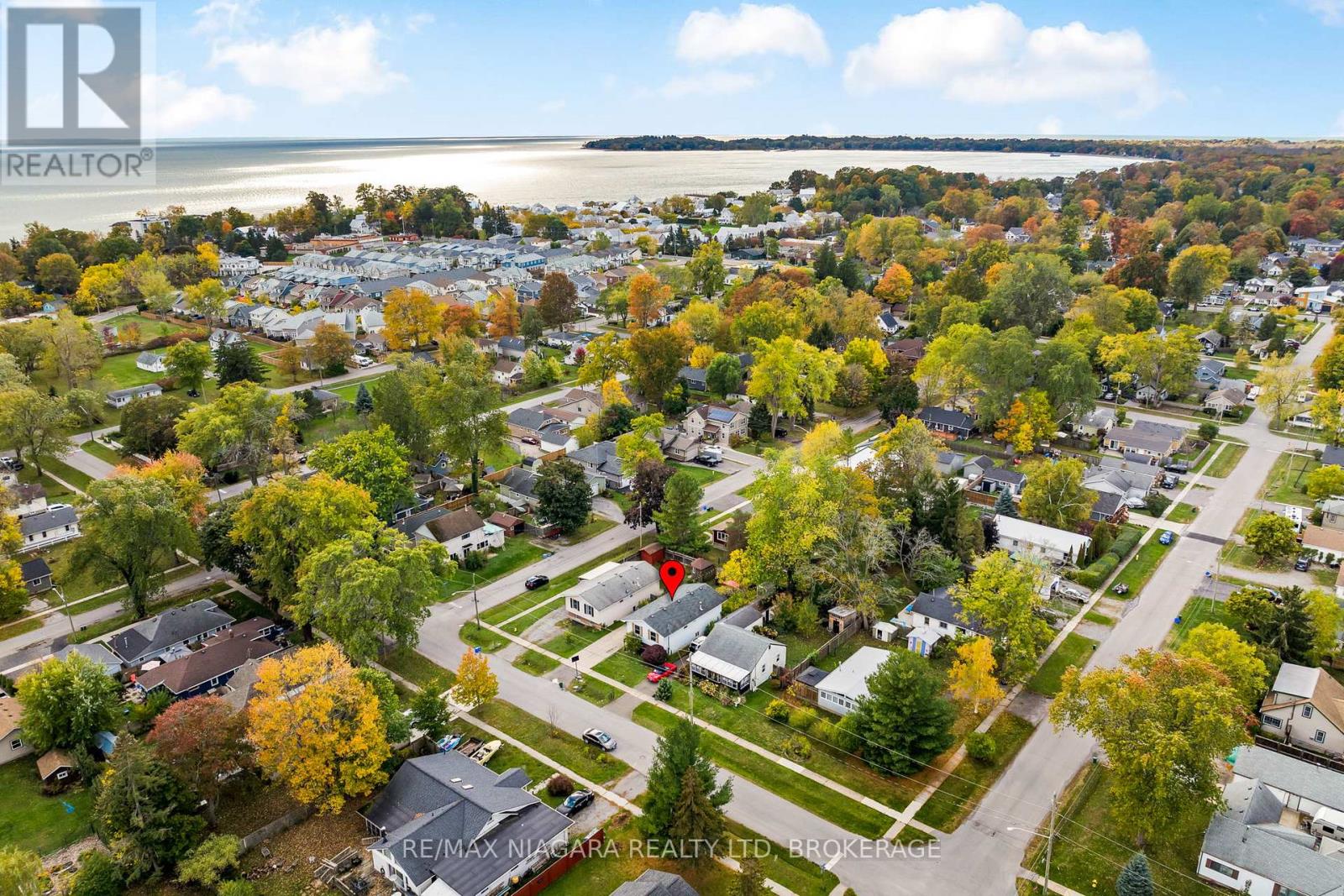 343 Helen Street, Fort Erie, Ontario  L0S 1B0 - Photo 34 - X12541518